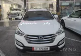 Hyundai Santa Fe 2013, Asking 24,000 QAR - 6 Cylinder